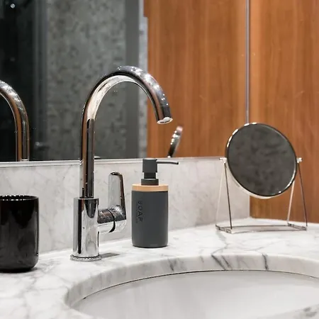 Spacious Luxury Old Town Flat * タリン