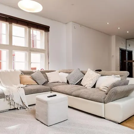 Spacious Luxury Old Town Flat Apartman *