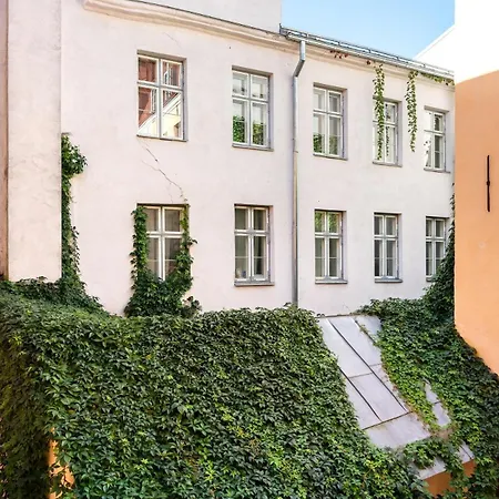 Apartment Spacious Luxury Old Town Flat *