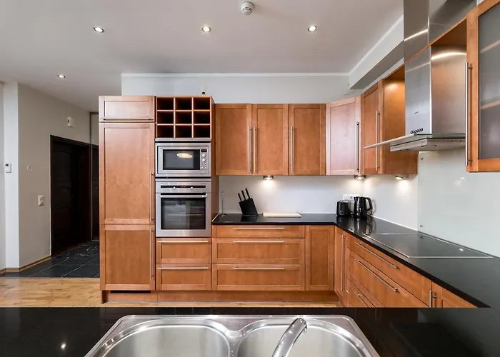 Spacious Luxury Old Town Flat *