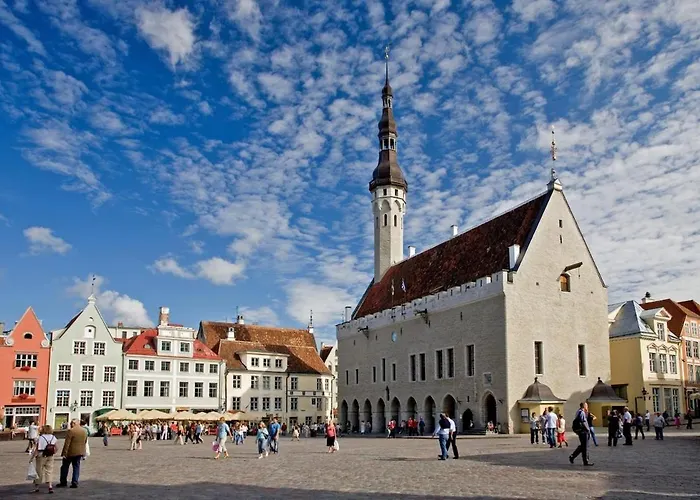 Spacious Luxury Old Town Flat